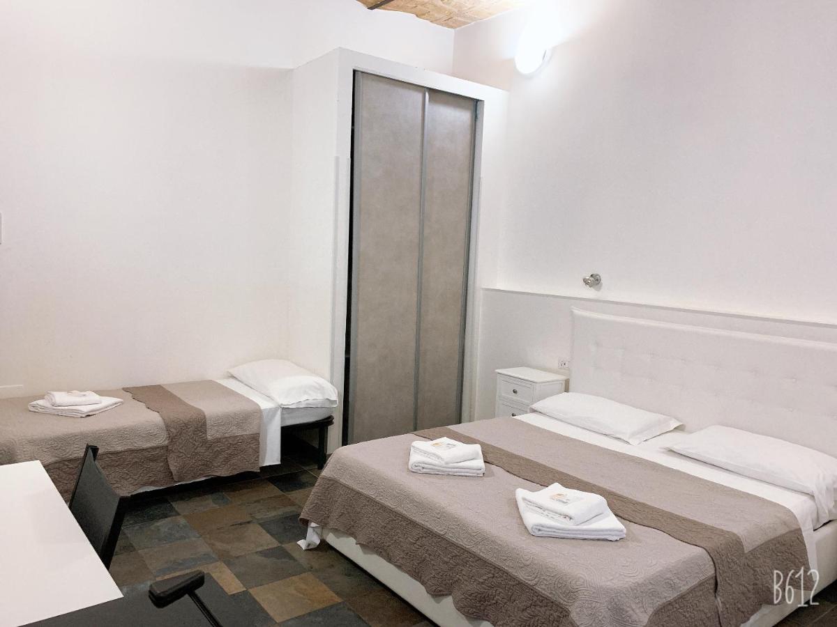 Golden Nice Apartment Рим Екстериор снимка