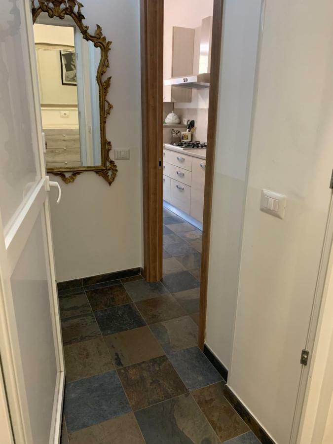 Golden Nice Apartment Рим Екстериор снимка