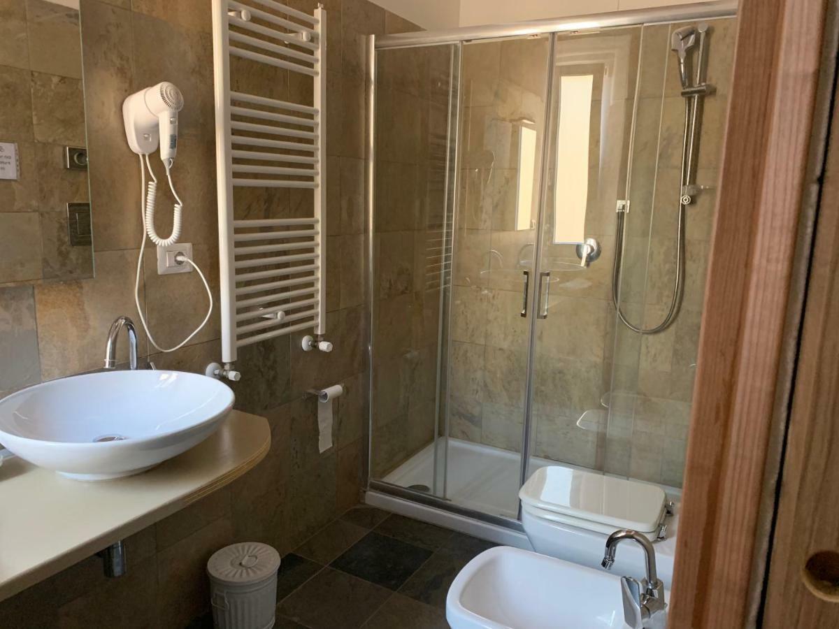 Golden Nice Apartment Рим Екстериор снимка